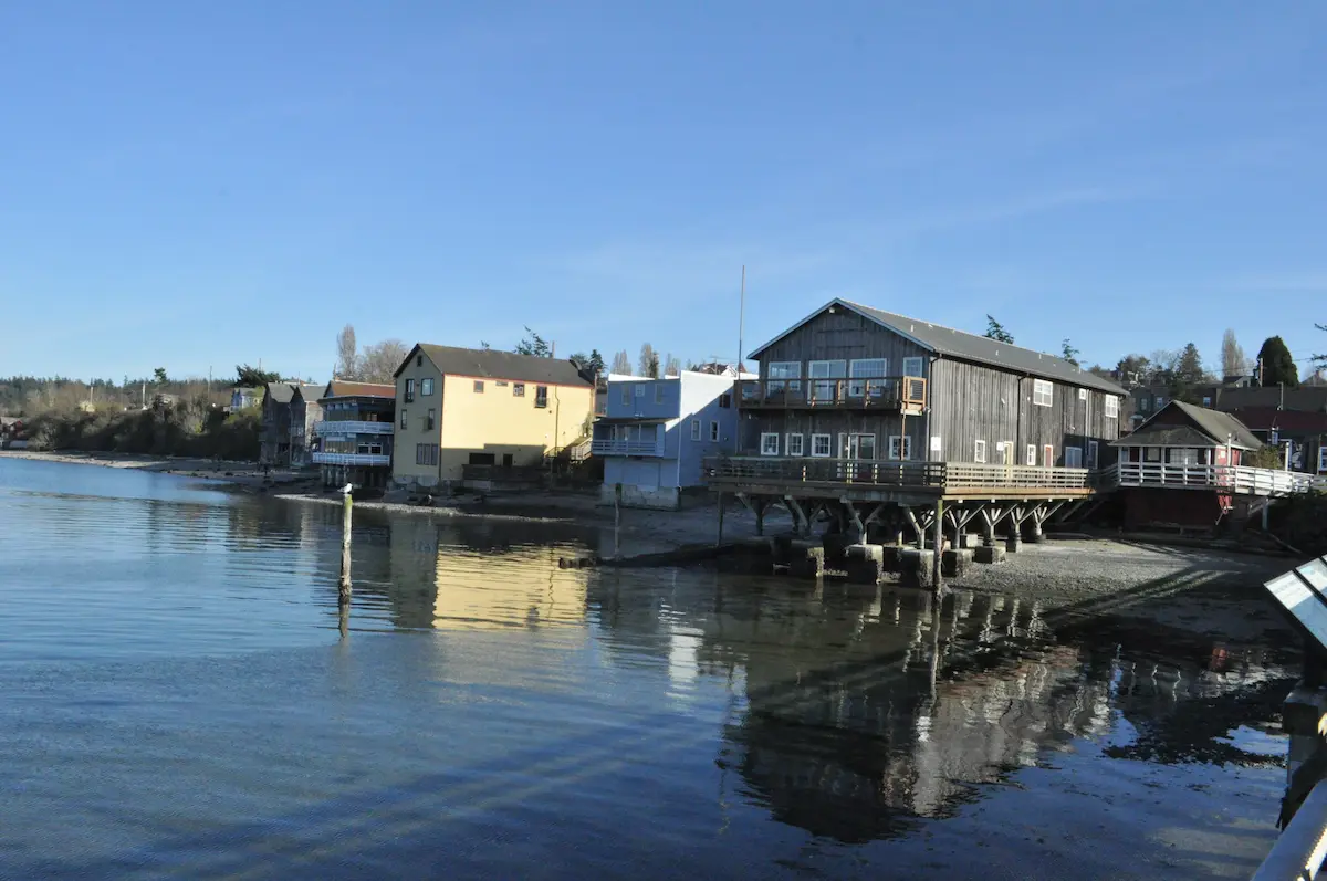 luxury trailer restrooms in coupeville